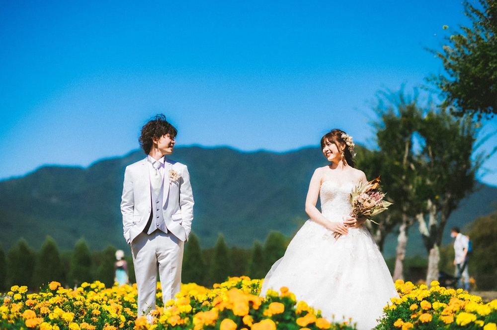 静岡フォトウエディングのフィーノスタイルで撮影した画像集2022年7月17日更新の山中湖花の都公園の画像6