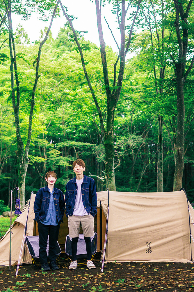 静岡フォトウエディングのフィーノスタイルで撮影したキャンプ＆アウトドアの新郎新婦