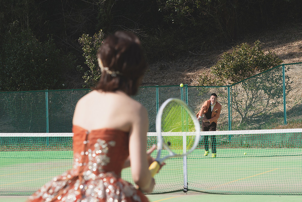 静岡フォトウエディングのフィーノスタイルで撮影した、つま恋の新郎新婦