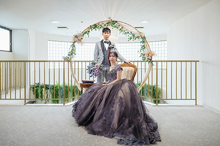 静岡フォトウエディングのフィーノスタイルのフィーノ富士店スタジオで撮影した新郎新婦の記念写真撮影