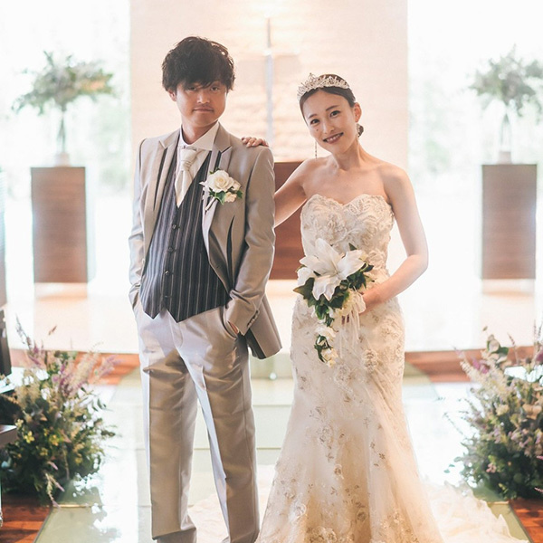 充実したドレス専門店の品揃えのイメージ画像