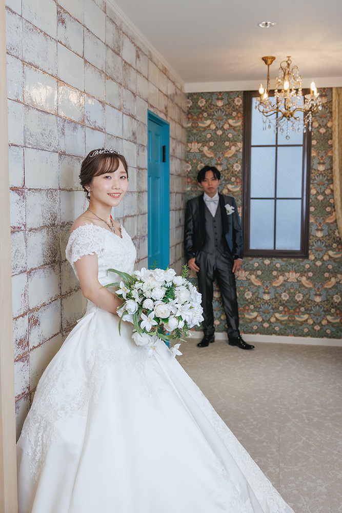 静岡フォトウエディングのフィーノスタイルで撮影したフィーノ富士店スタジオの新郎新婦の記念写真撮影
