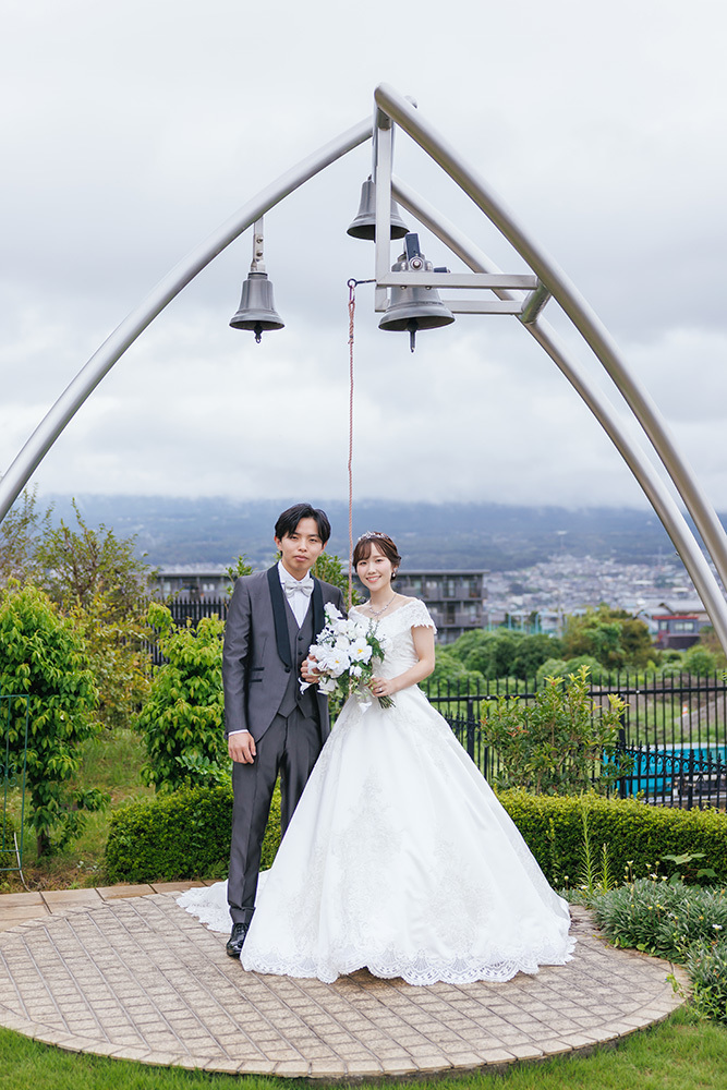 静岡フォトウエディングのフィーノスタイルで撮影したフォレストヒルズの新郎新婦
