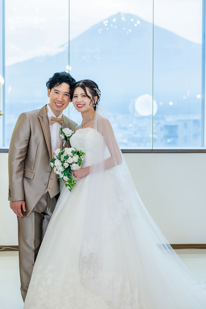 静岡フォトウエディングのフィーノスタイルで撮影したフォレストヒルズの新郎新婦