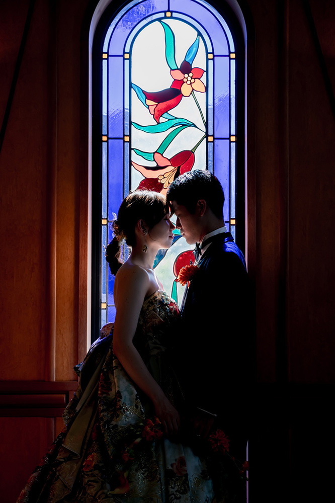 静岡フォトウエディングのフィーノスタイルで撮影した、つま恋の新郎新婦