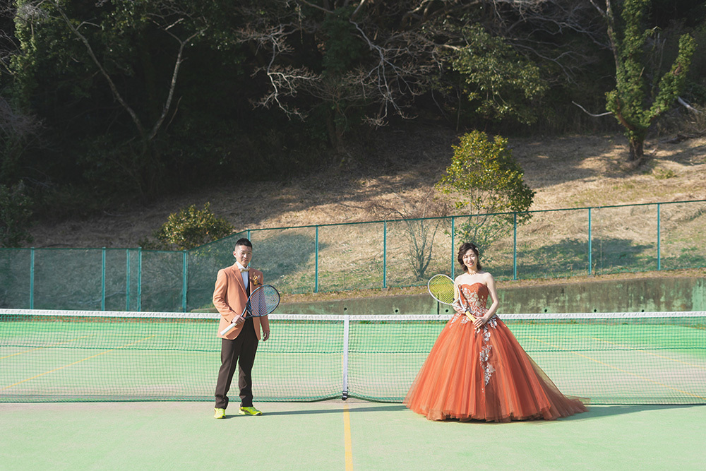 静岡フォトウエディングのフィーノスタイルで撮影した、つま恋の新郎新婦