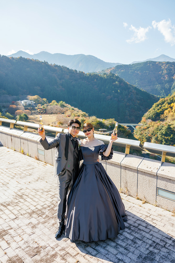 静岡フォトウエディングのフィーノスタイルで撮影した川根･寸又峡の新郎新婦の結婚の記念写真